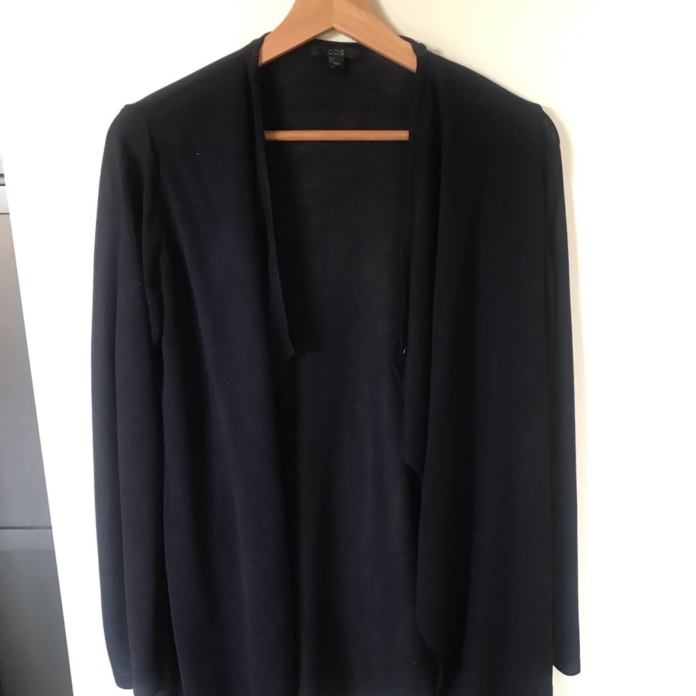 Cos navy cardigan. Can be worn 2 ways.
